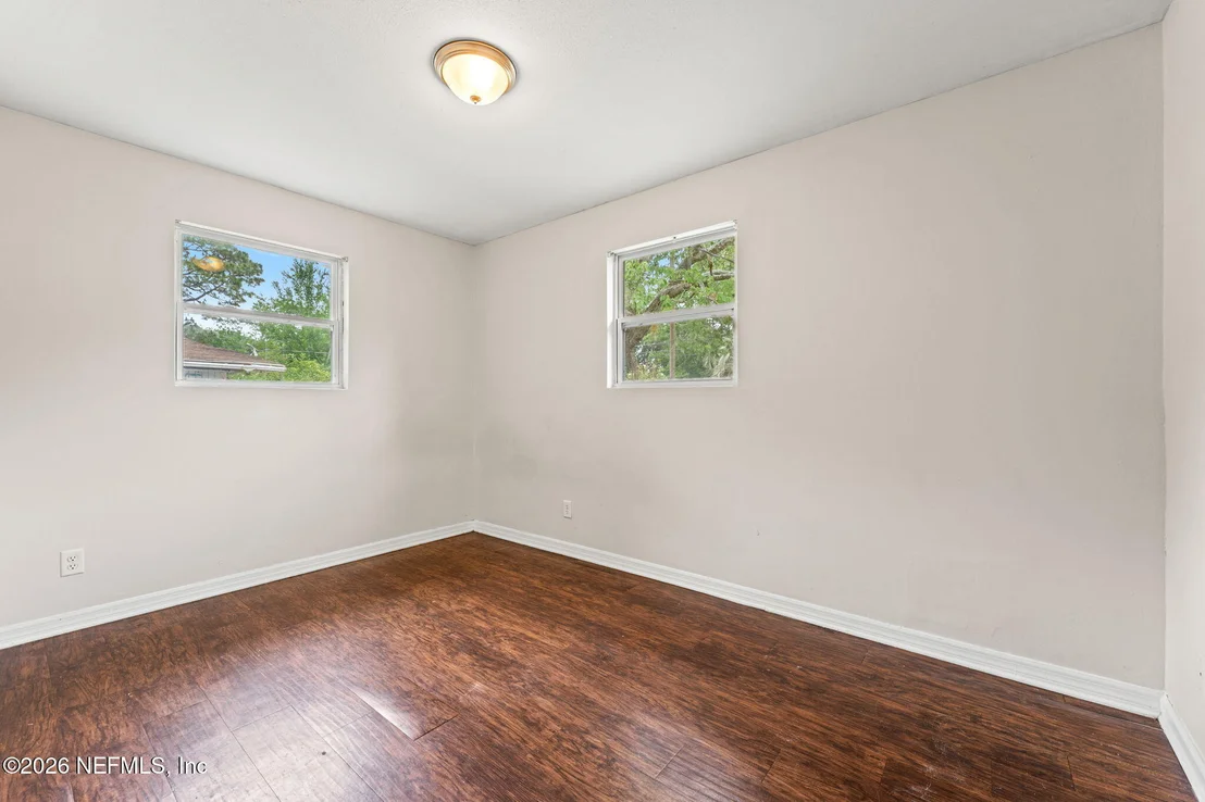 Photo of 6781 TINKERBELL Lane