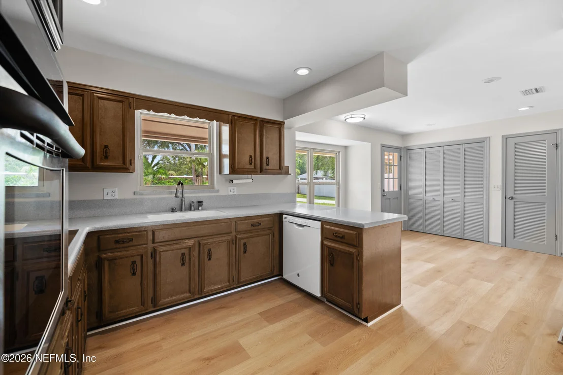 Photo of 8206 CUTTER Place