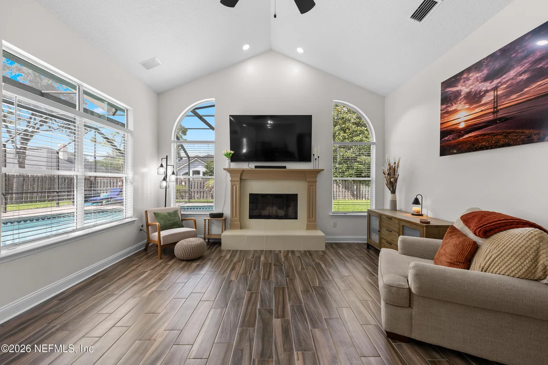 Photo of 1157 ASHMORE Drive