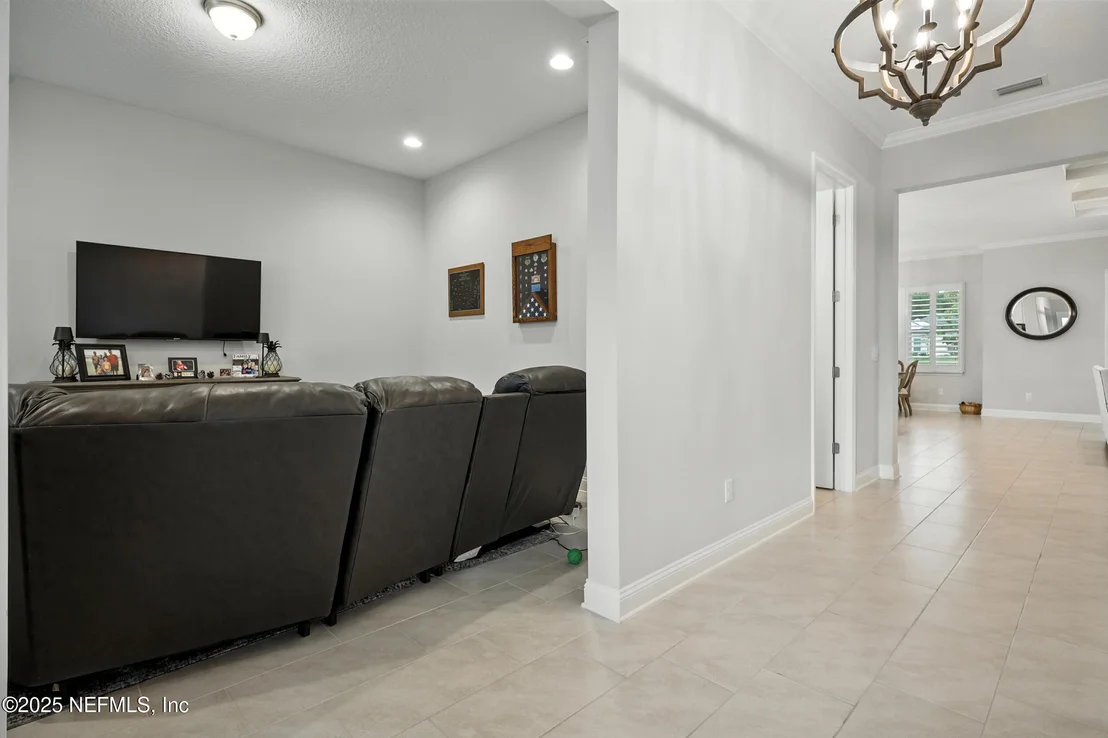 Photo of 141 TARTAN Court