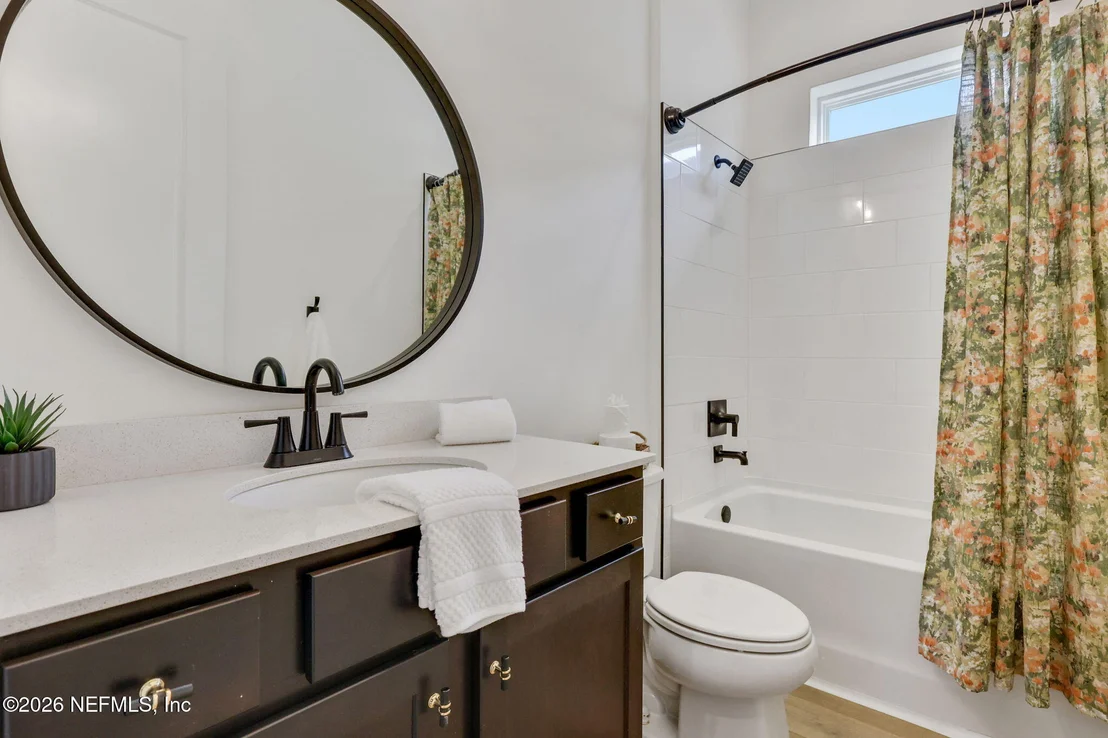 Photo of 446 PALM CREST Drive