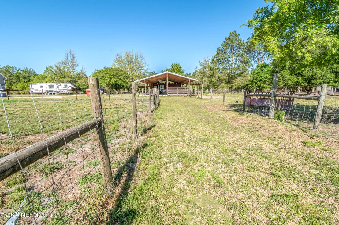 Photo of 8219 MUD LAKE Road