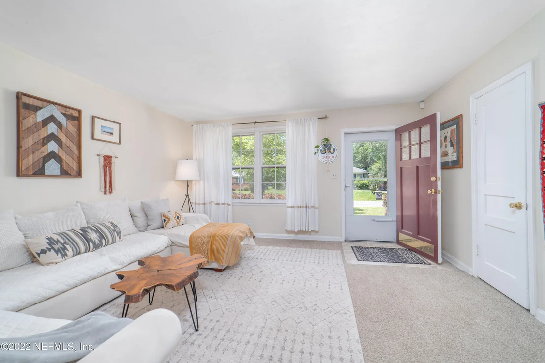 Photo of 4810 SEFA Circle N