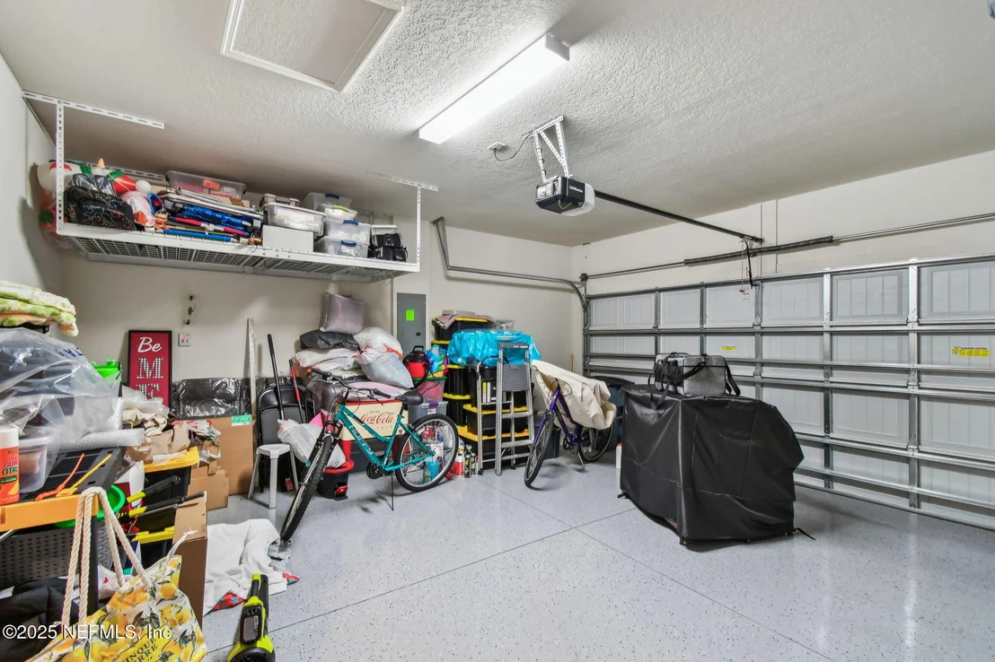 Photo of 182 MYRTLE OAK Court