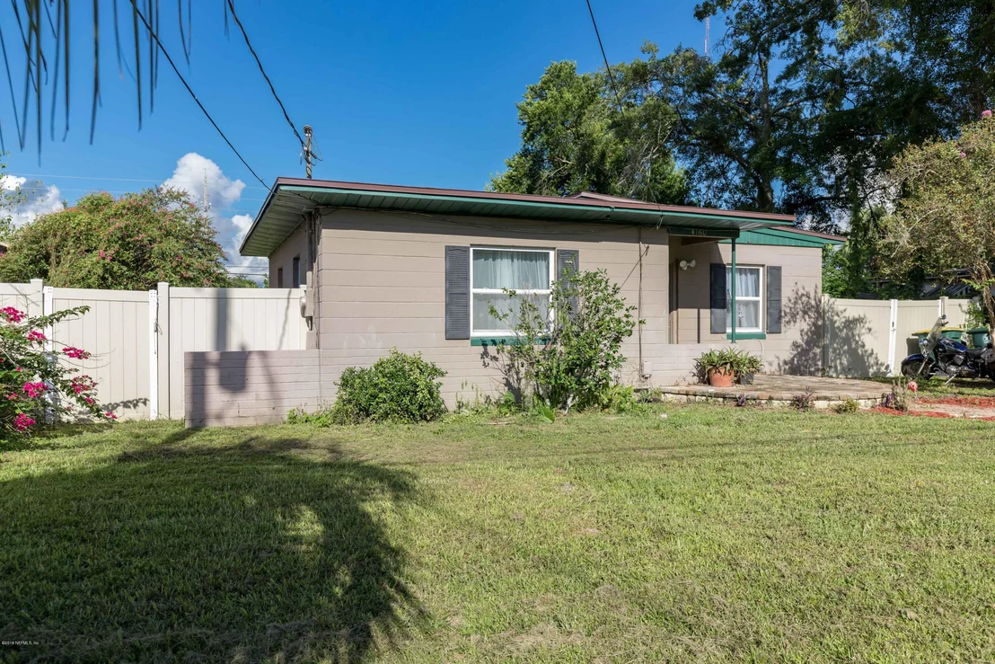 Photo of 4160 RUBY Drive W