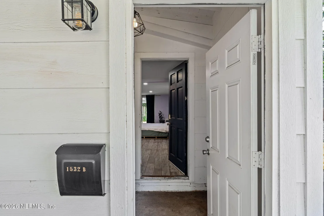 Photo of 1532 CHARON Road