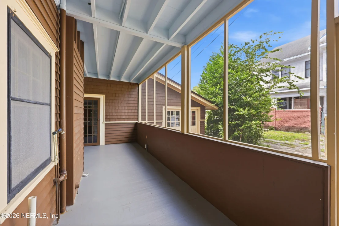 Photo of 520 RIVER Street