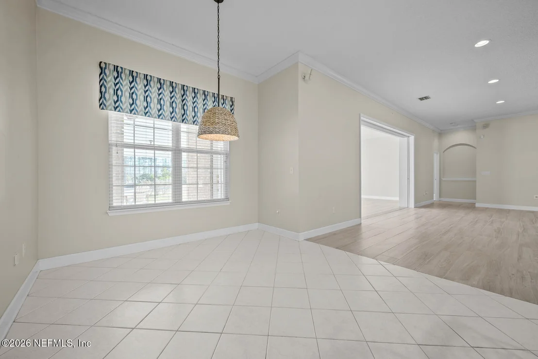 Photo of 1240 BEEKMAN Drive