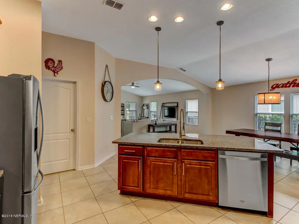 Photo of 671 GLENDALE Lane
