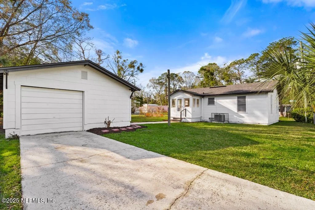 Photo of 3036 DIGNAN Street