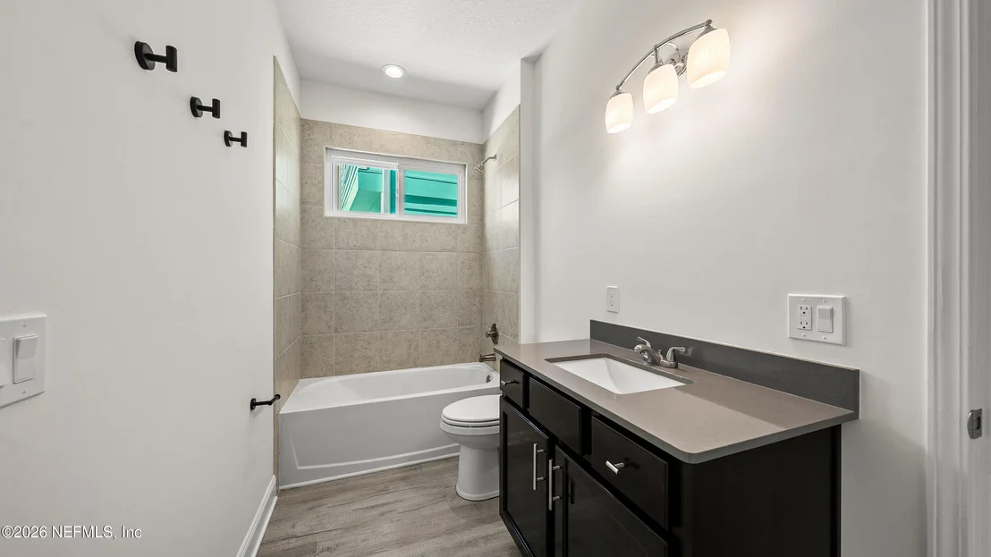Photo of 80 SEASIDE CAPERS Road