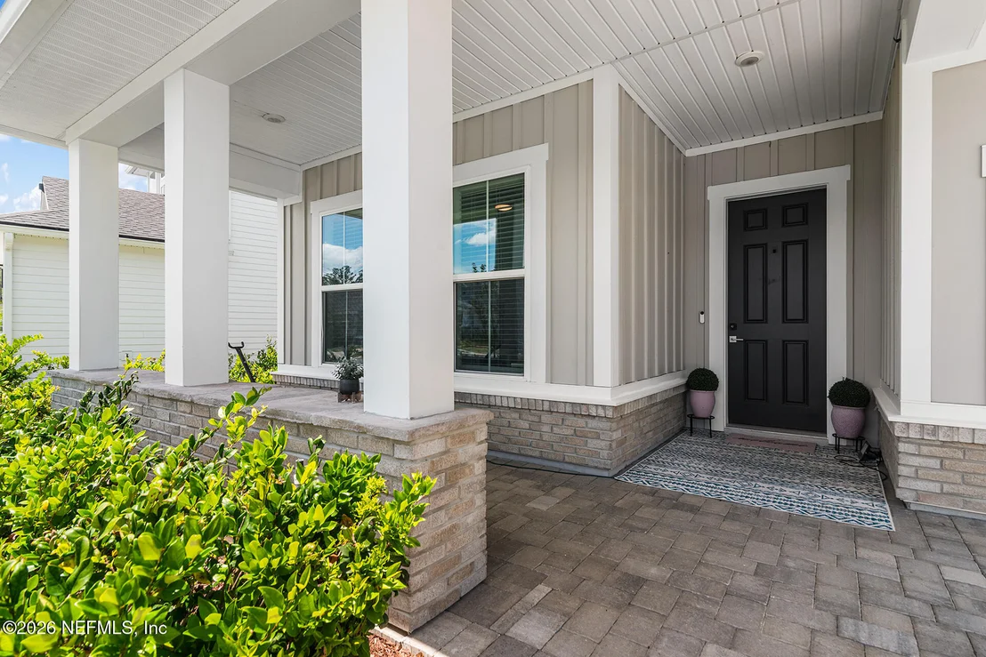 Photo of 637 NAVIGATORS Road