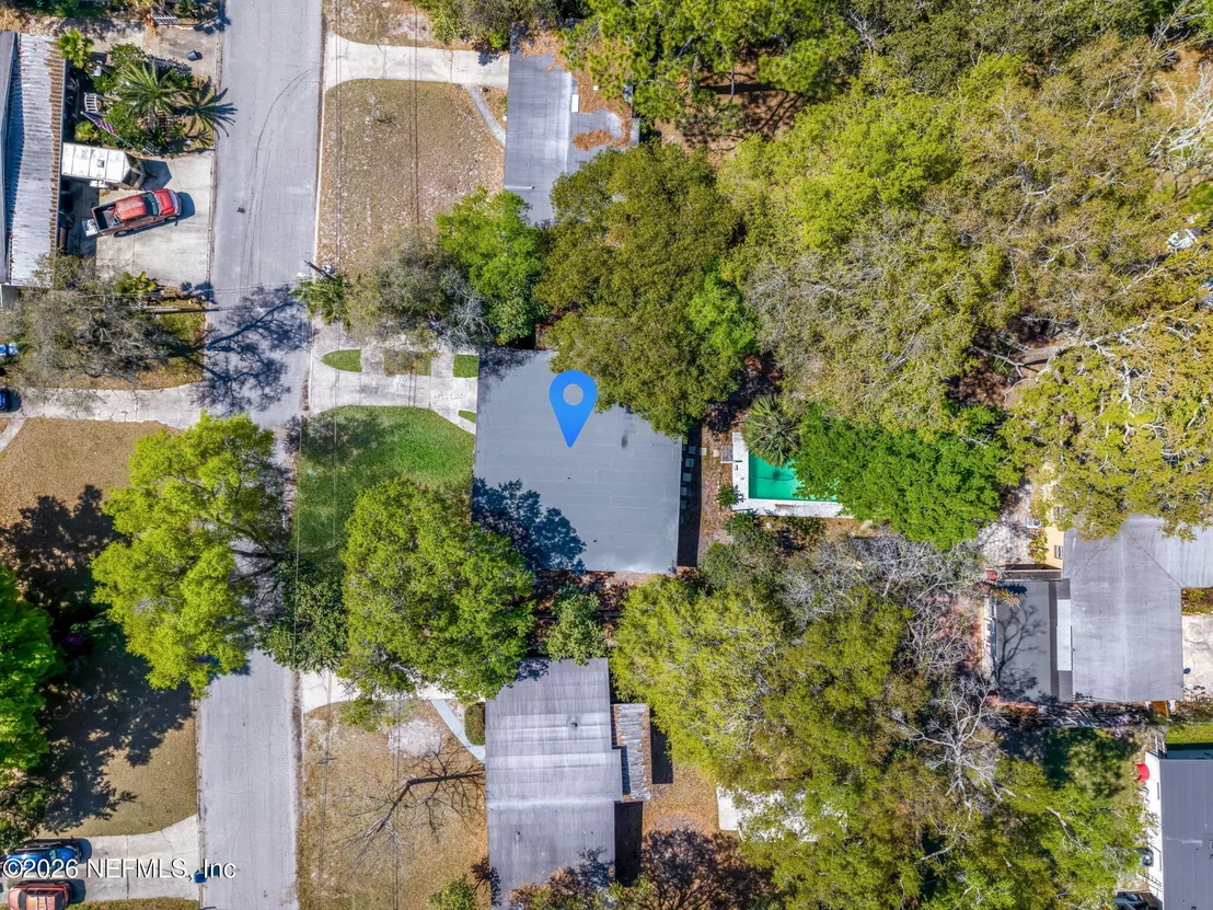 Photo of 7541 MAYAPPLE Road