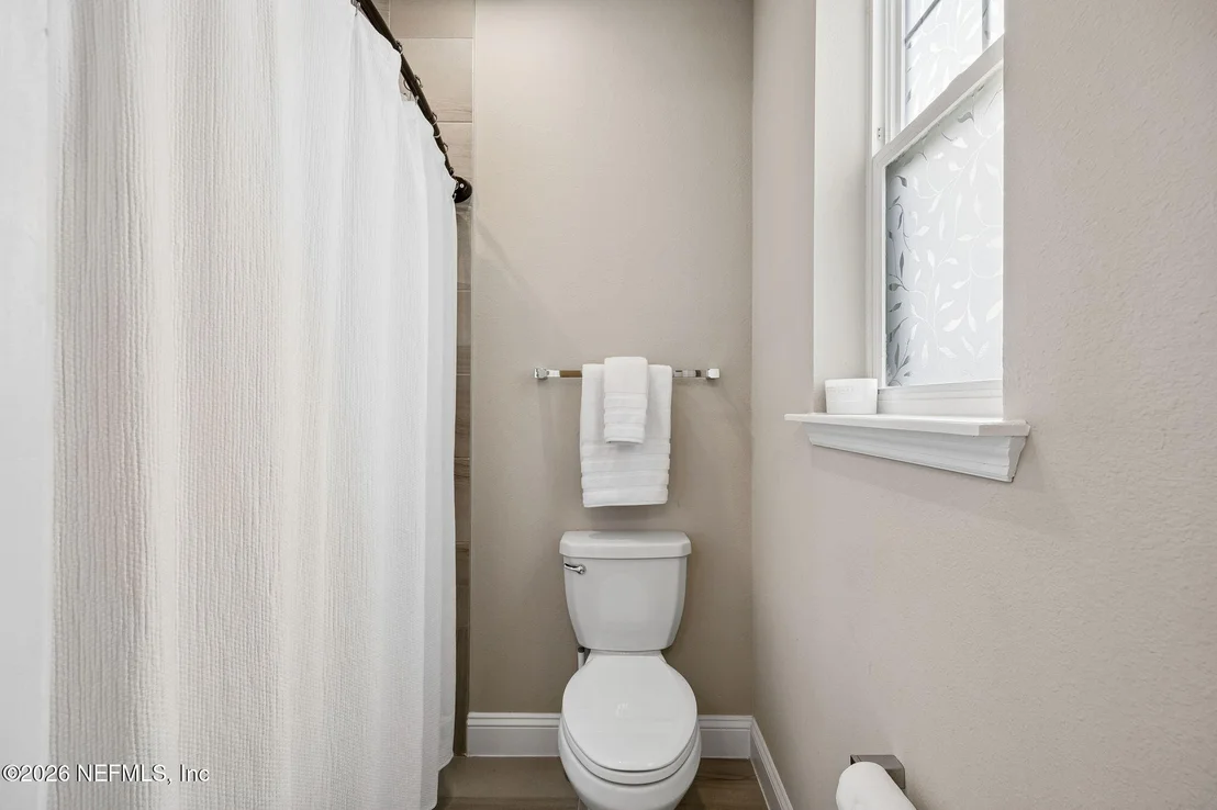 Photo of 323 ASPINWALL Parkway