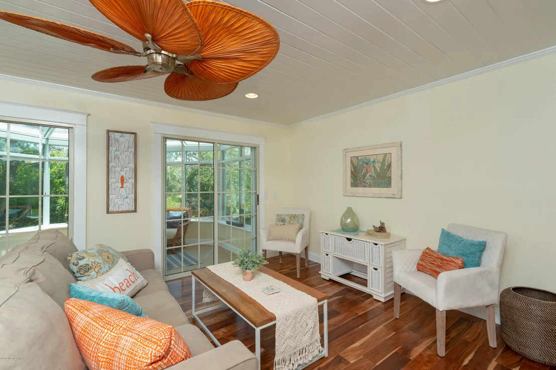 Photo of 330 PALMETTO Road