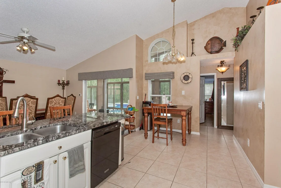 Photo of 5608 BRAMPTON FALLS Lane