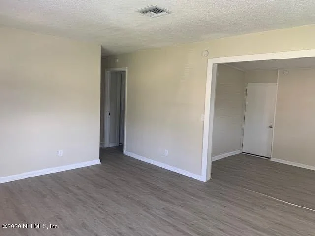 Photo of 4632 ROANOKE Boulevard