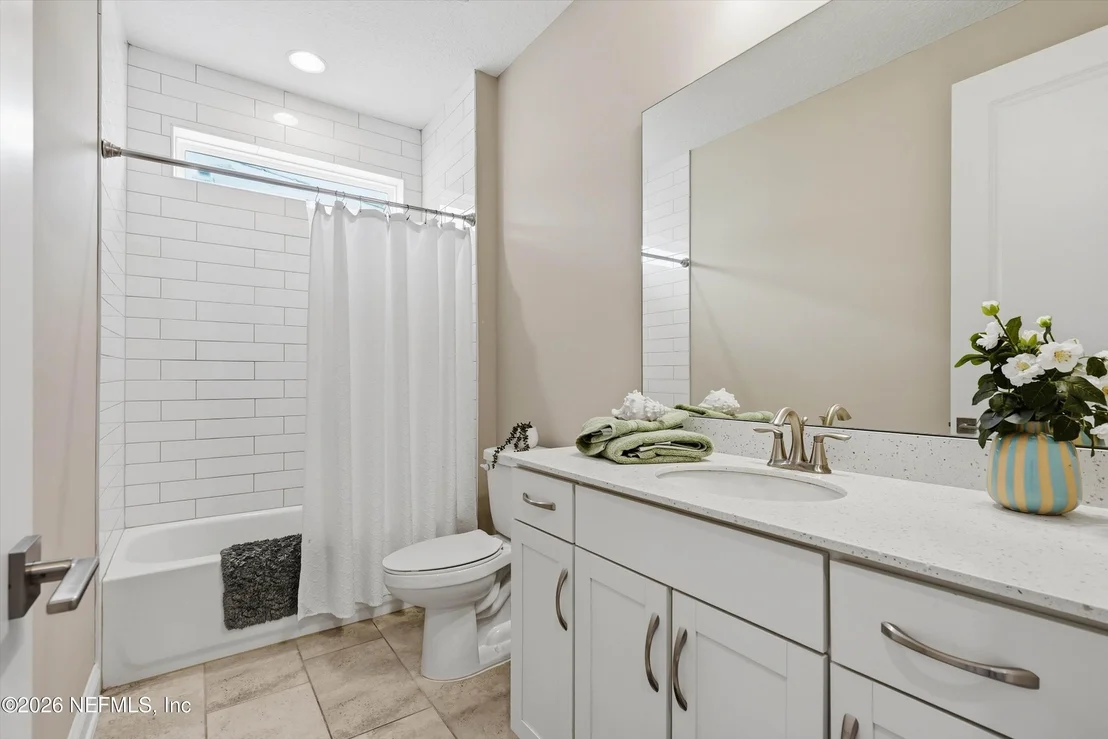 Photo of 385 RUM RUNNER Way