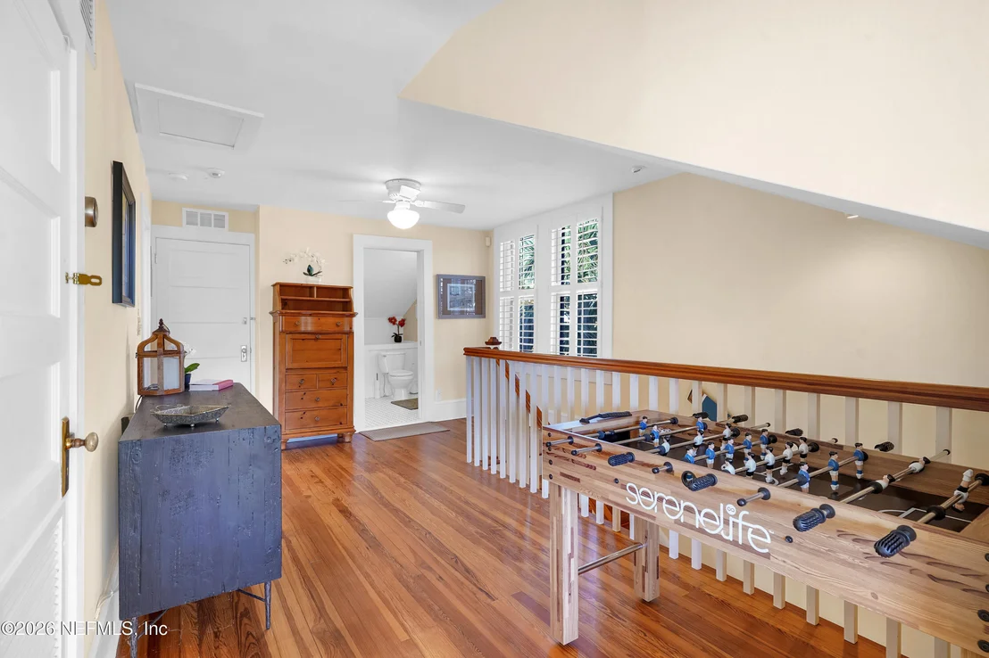 Photo of 28 E PARK Avenue