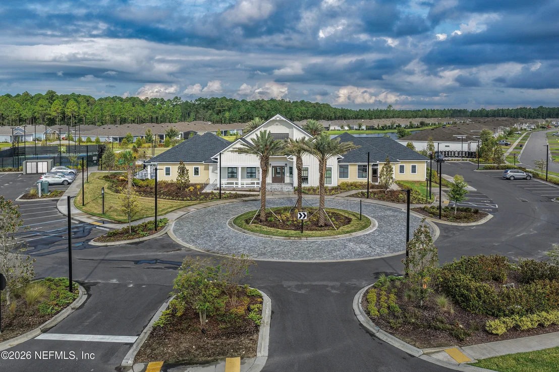 Photo of 75511 PONDSIDE Lane