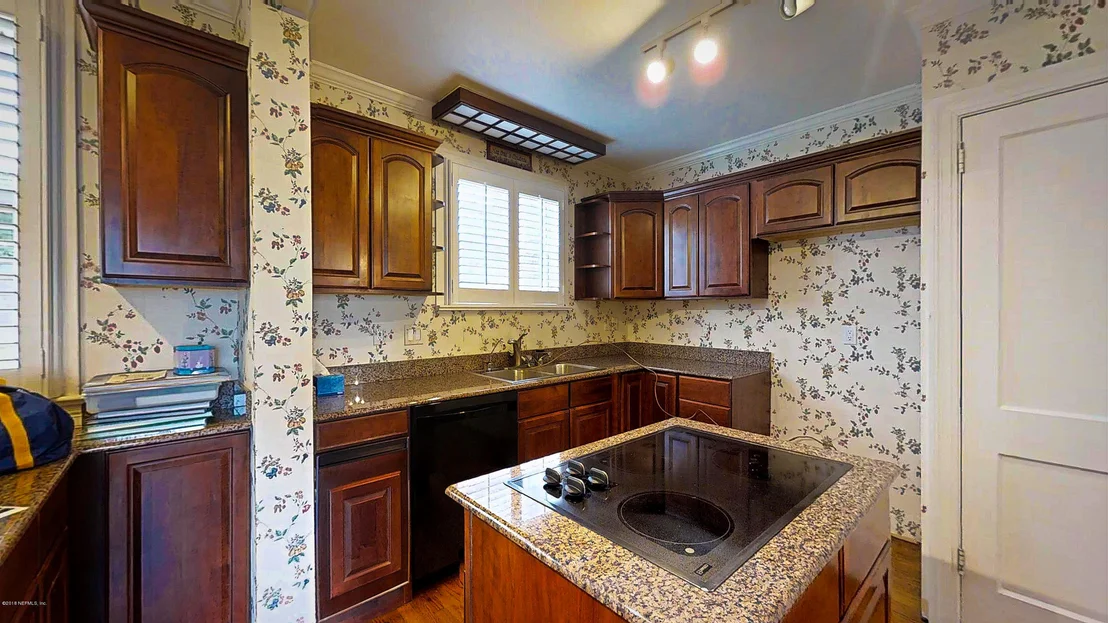 Photo of 1250 HERON POINT Road