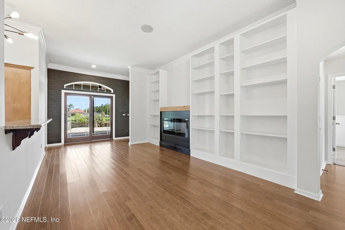 Photo of 2220 LOOKOUT Landing