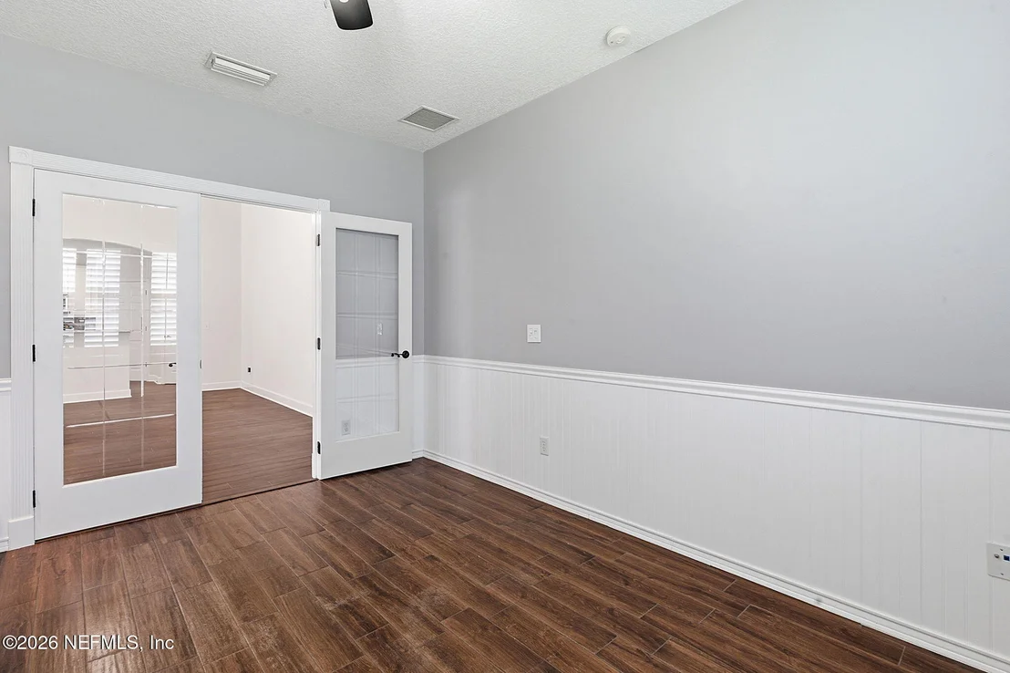 Photo of 2325 LINKS Drive