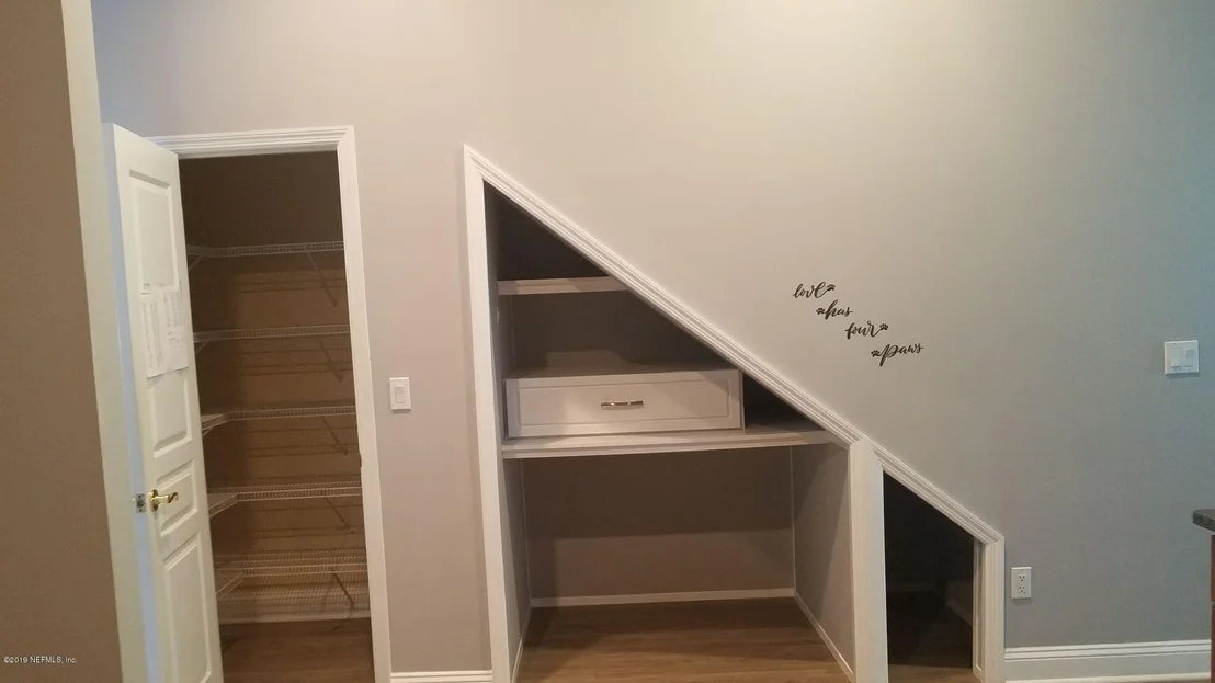 Photo of 1107 EAGLE POINT Drive