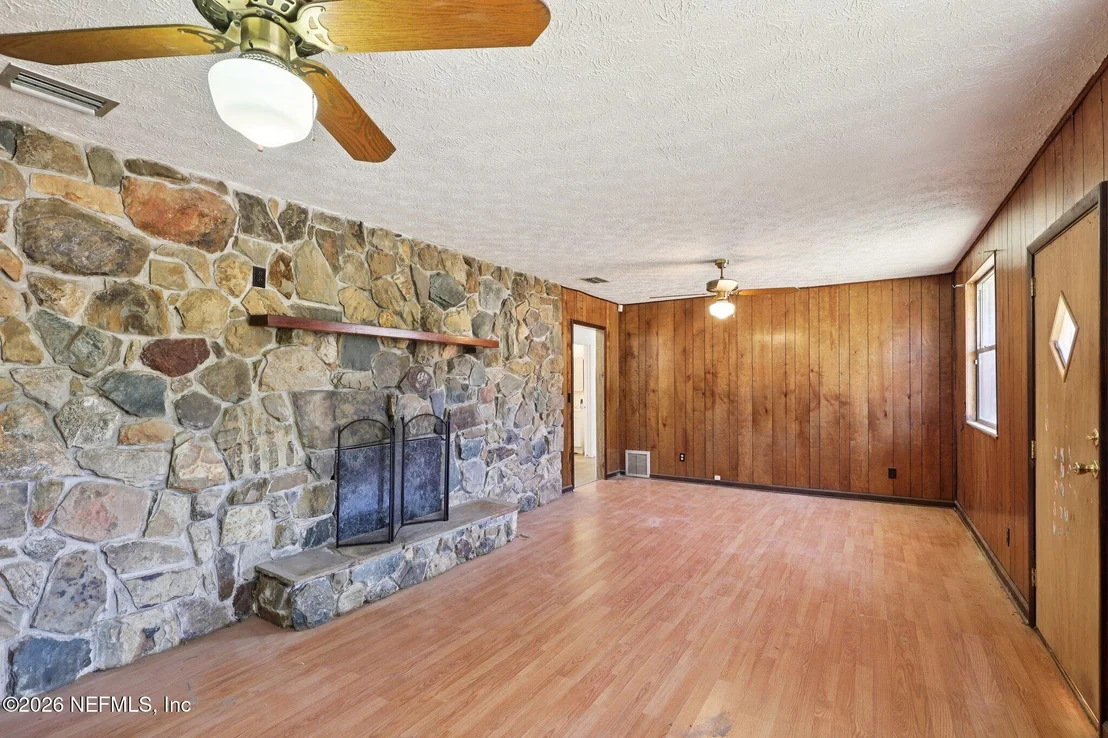 Photo of 54031 SHEFFIELD Road