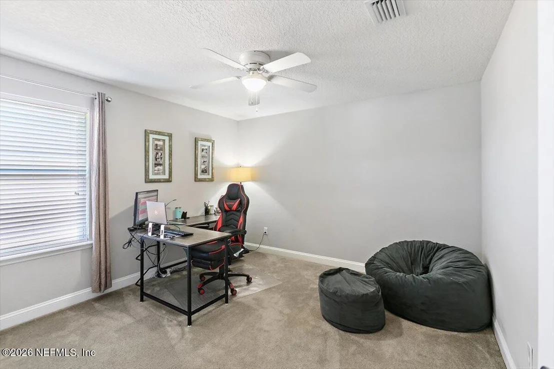 Photo of 16001 HUTTON Lane
