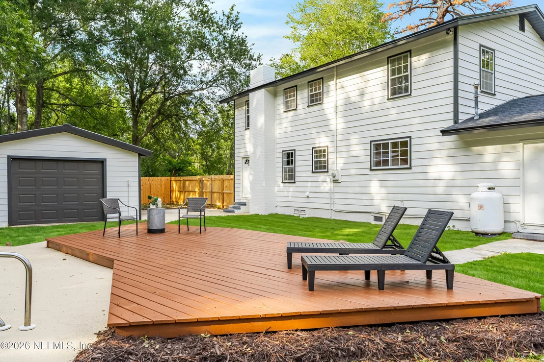 Photo of 116 SUZANNE Avenue