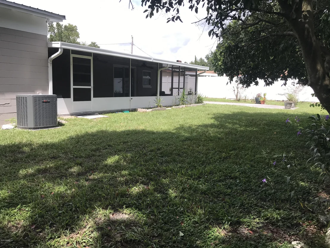 Photo of 274 SARA Drive