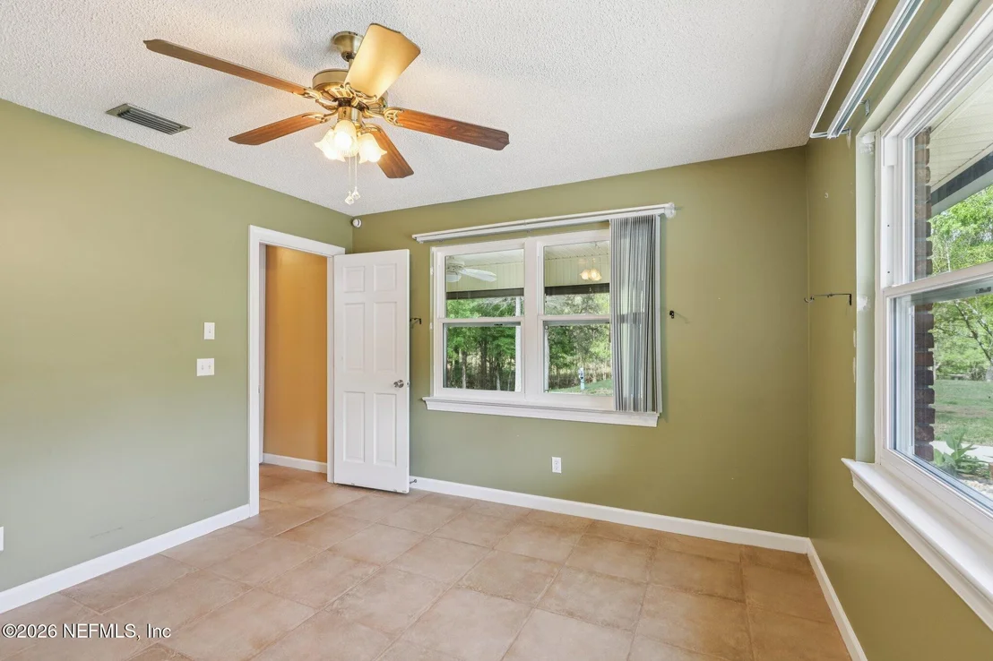 Photo of 2810 RAVINES Road