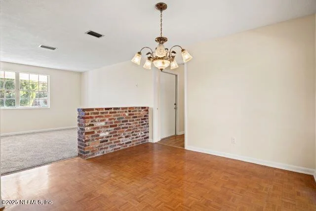 Photo of 1130 CROWN Drive