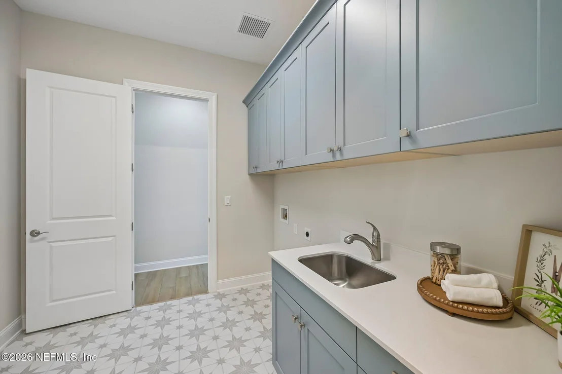 Photo of 139 GRAND RIVAGE DRIVE Drive
