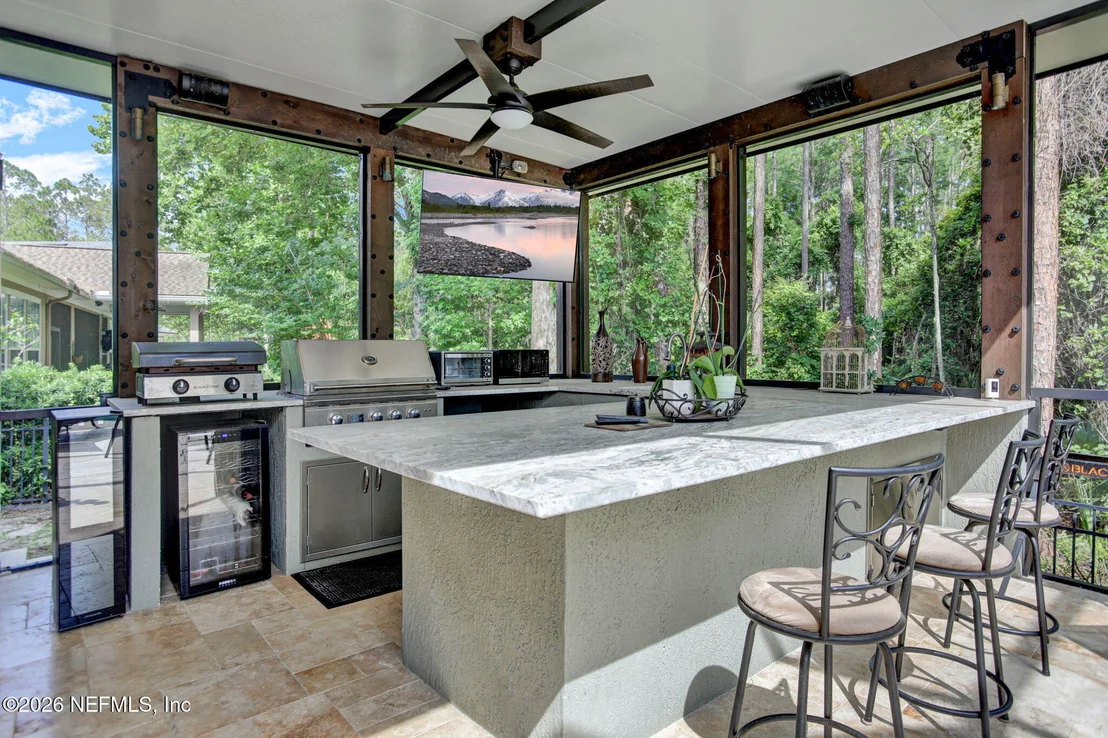 Photo of 1809 FOREST GLEN Way