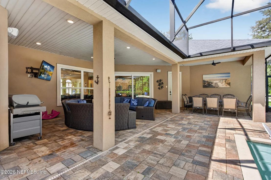Photo of 287 VALE Drive