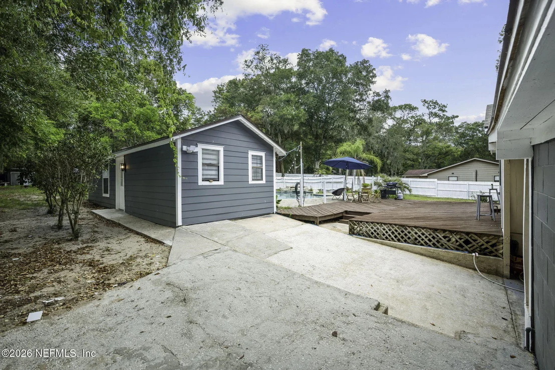 Photo of 9741 BRADLEY Road