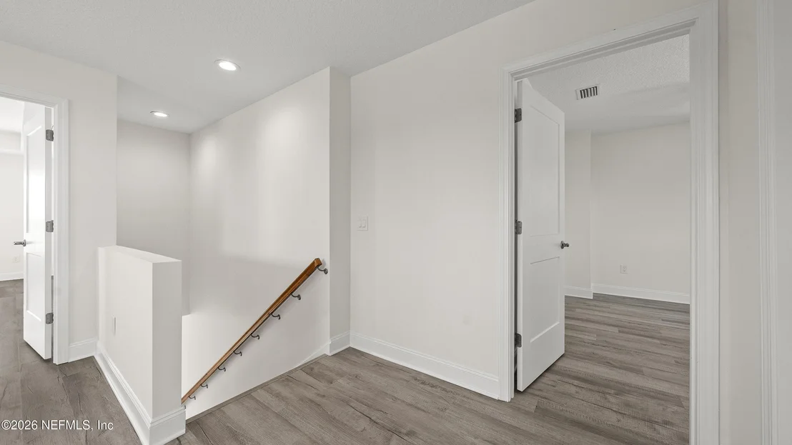 Photo of 80 SEASIDE CAPERS Road