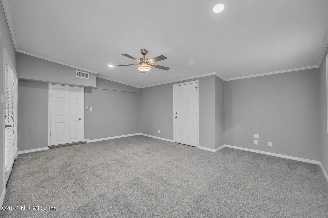Photo of 6942 ROLLO Road