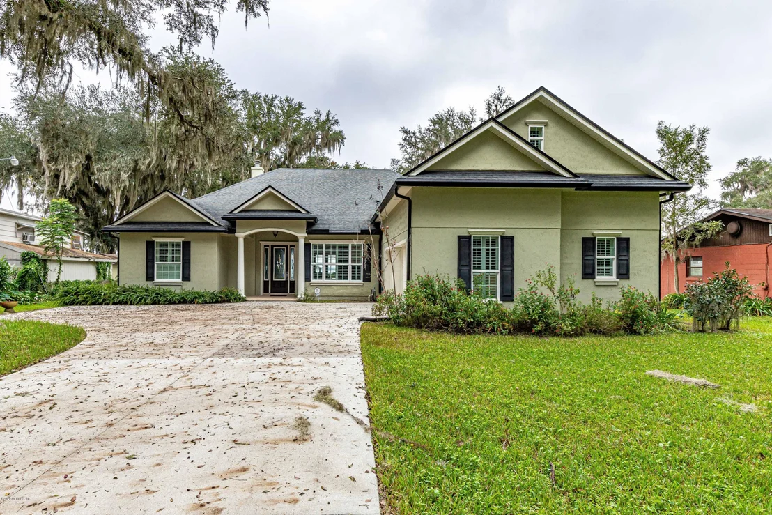 Photo of 9555 COUNTY RD 13 N