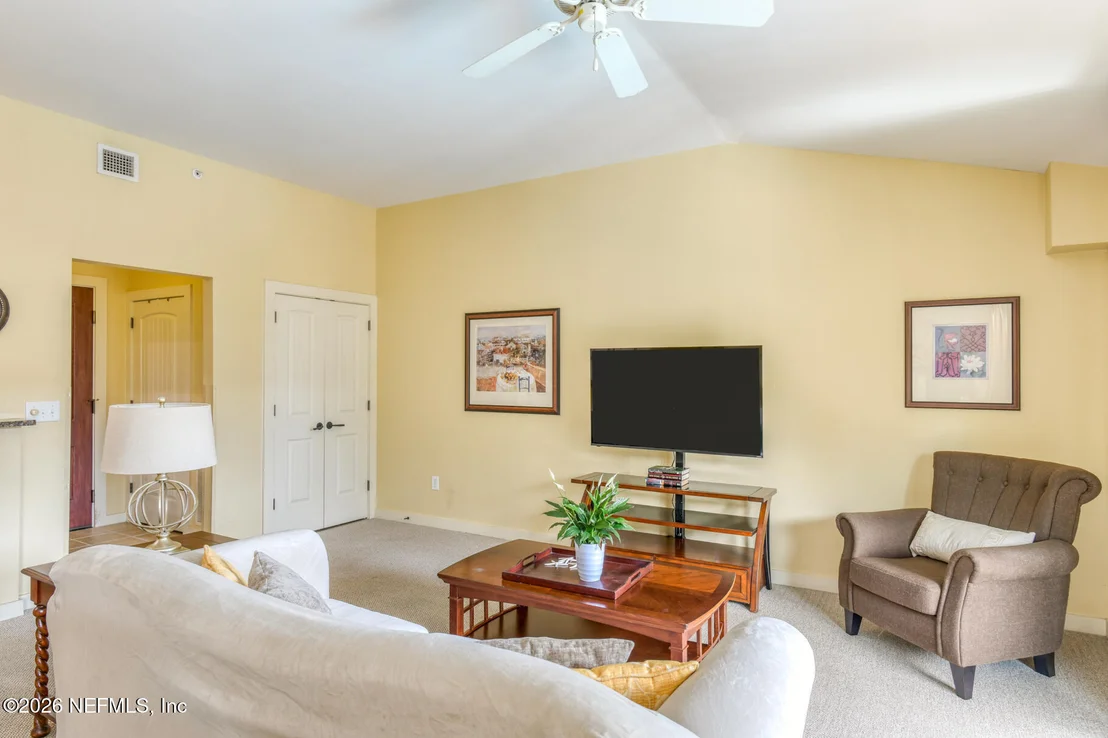 Photo of Unit 324 at 955 REGISTRY Boulevard