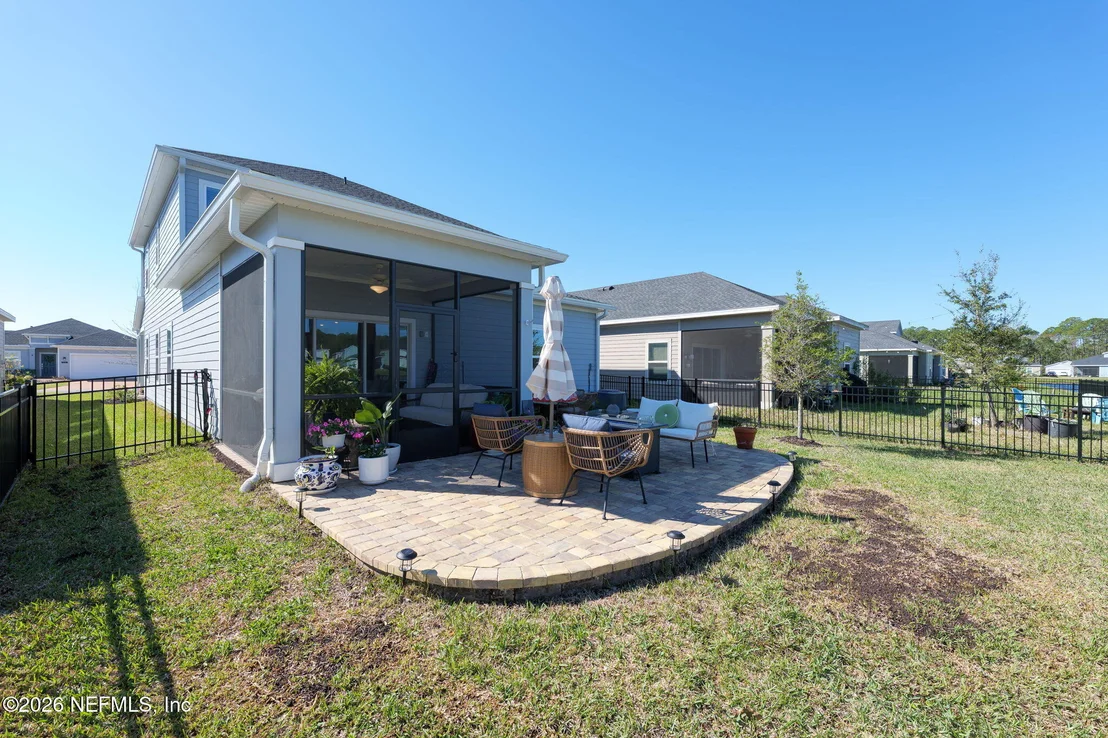 Photo of 131 BEAUCLAIR Boulevard