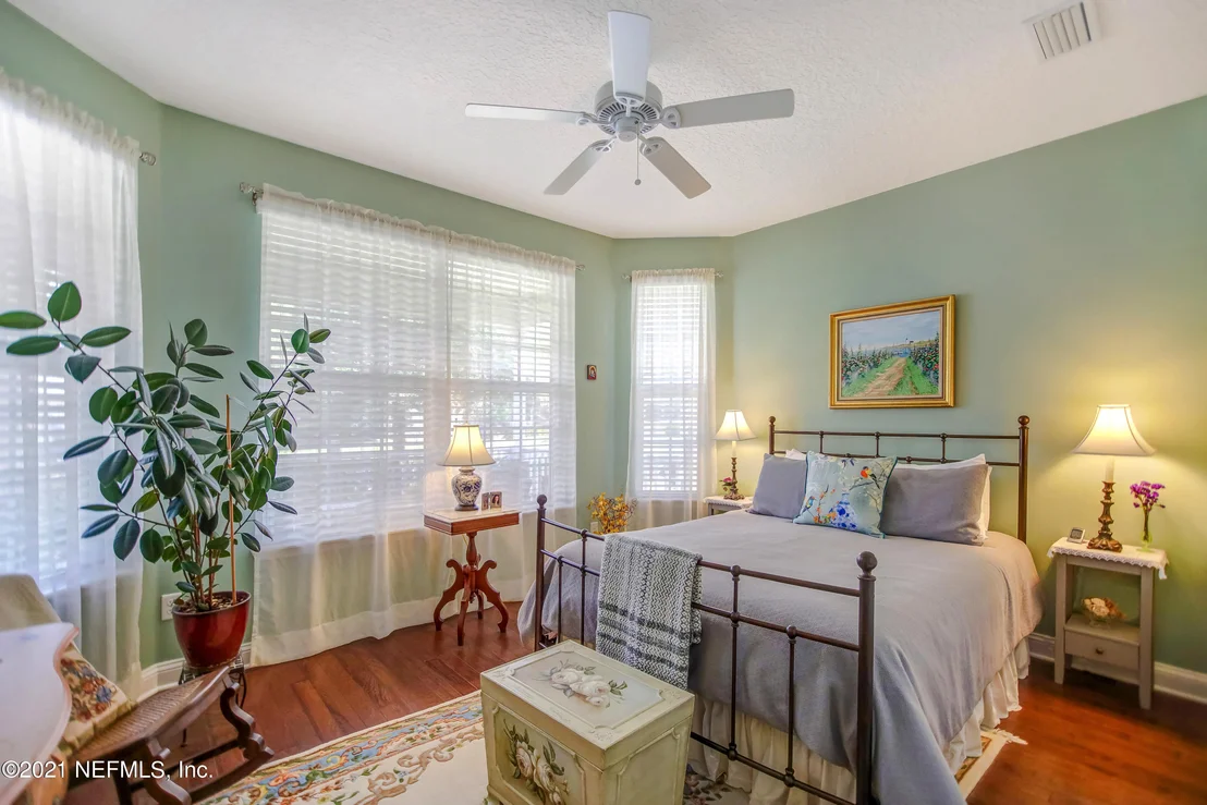 Photo of 584 N LEGACY Trail
