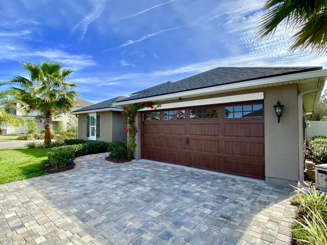 Photo of 23 MERCUTIO Lane