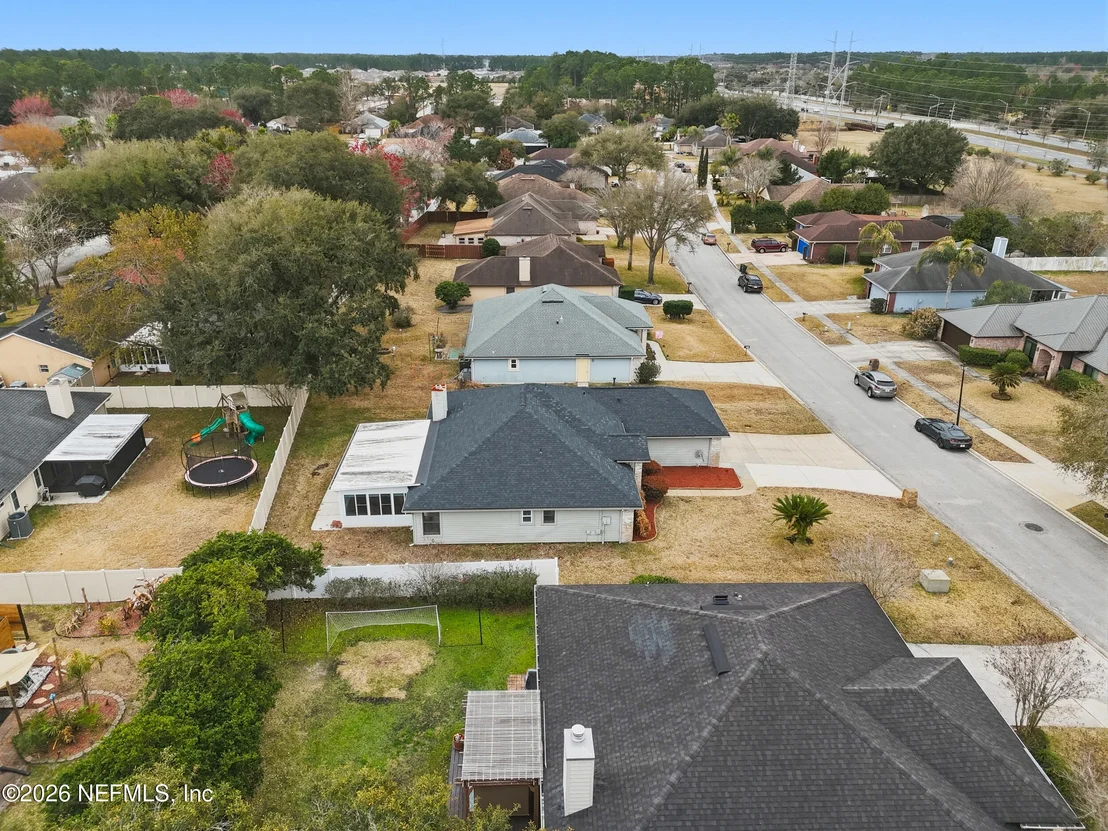 Photo of 2103 FOREST GATE Drive W