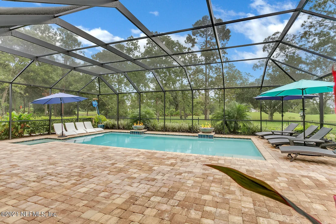 Photo of 724 EAGLE POINT Drive