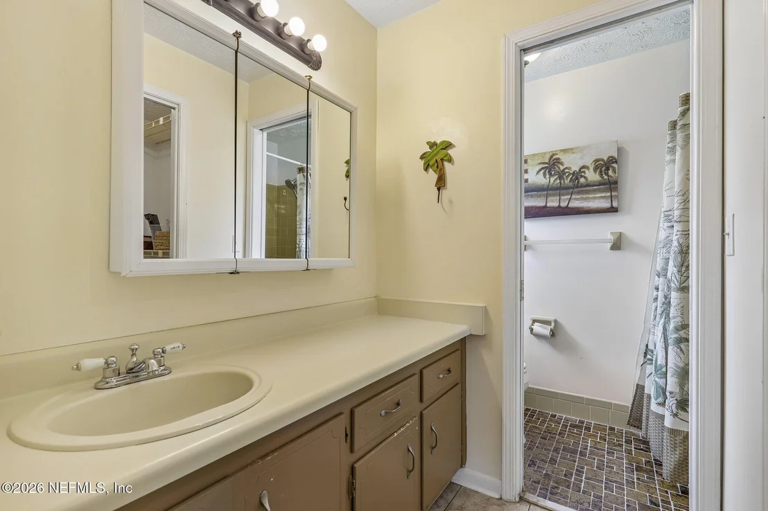 Photo of 1740 POPLAR Drive