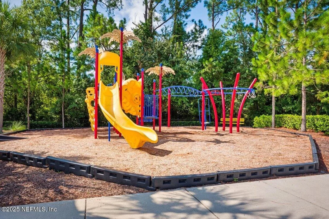 Photo of 15959 GREAT LAKES Circle