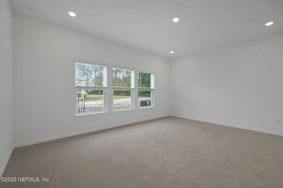 Photo of 405 BROOK FOREST Drive